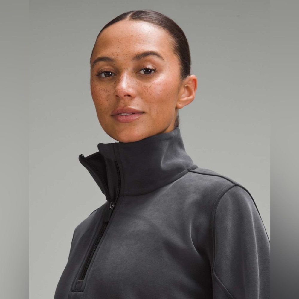 Lululemon Brushed Softstreme Half Zip size 2 $118 retail black - Picture 7 of 8